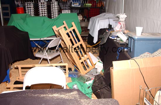 waltenberry booth after storm BC06pAW.1- 002