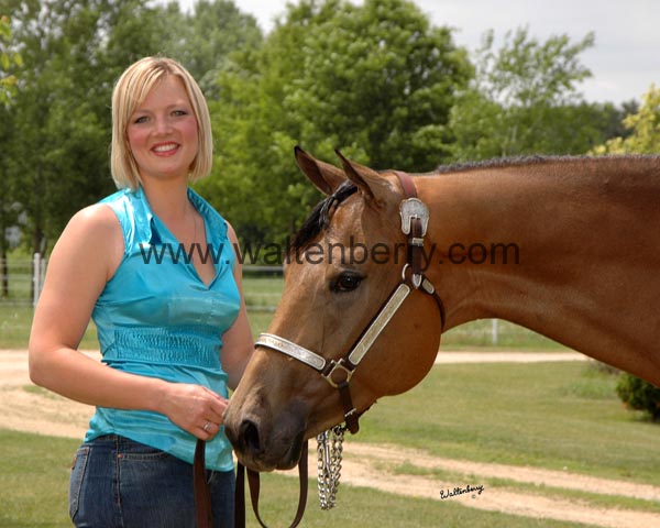 J IHR09- 084 head shot