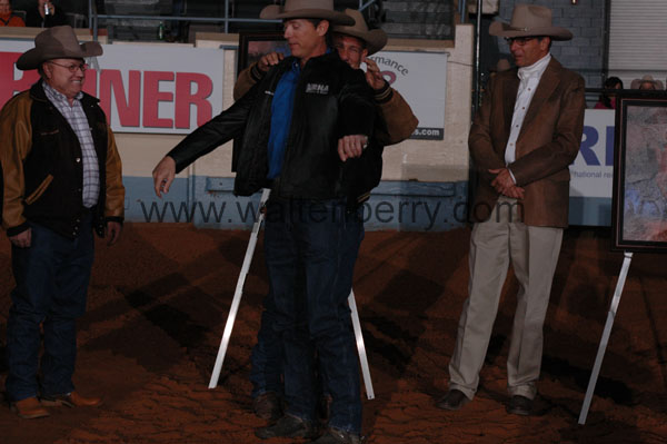 millions NR08p - 016