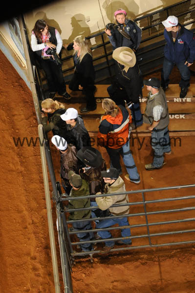 gate persons NR10p1F,2-005